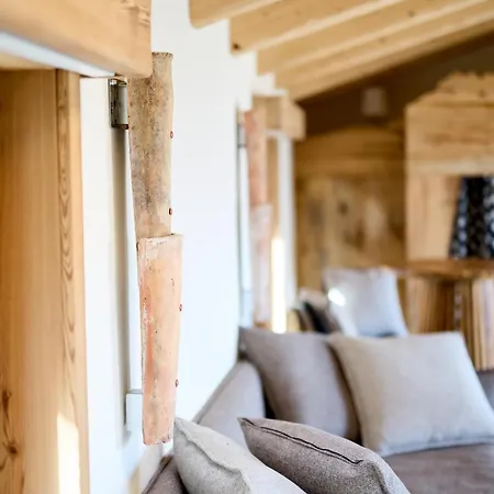 Treeb Chalet